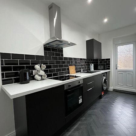 Newly Refurbished 6 Person En-Suite Apartment Tyne & Wear Newcastle Upon Tyne Killingworth Eksteriør bilde